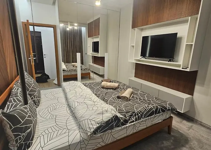 Luxury Forest بوروفتس