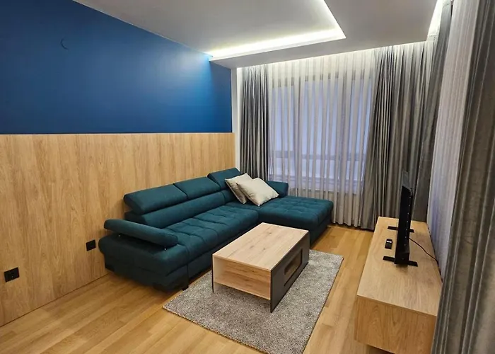 Luxury Forest شقة بوروفتس